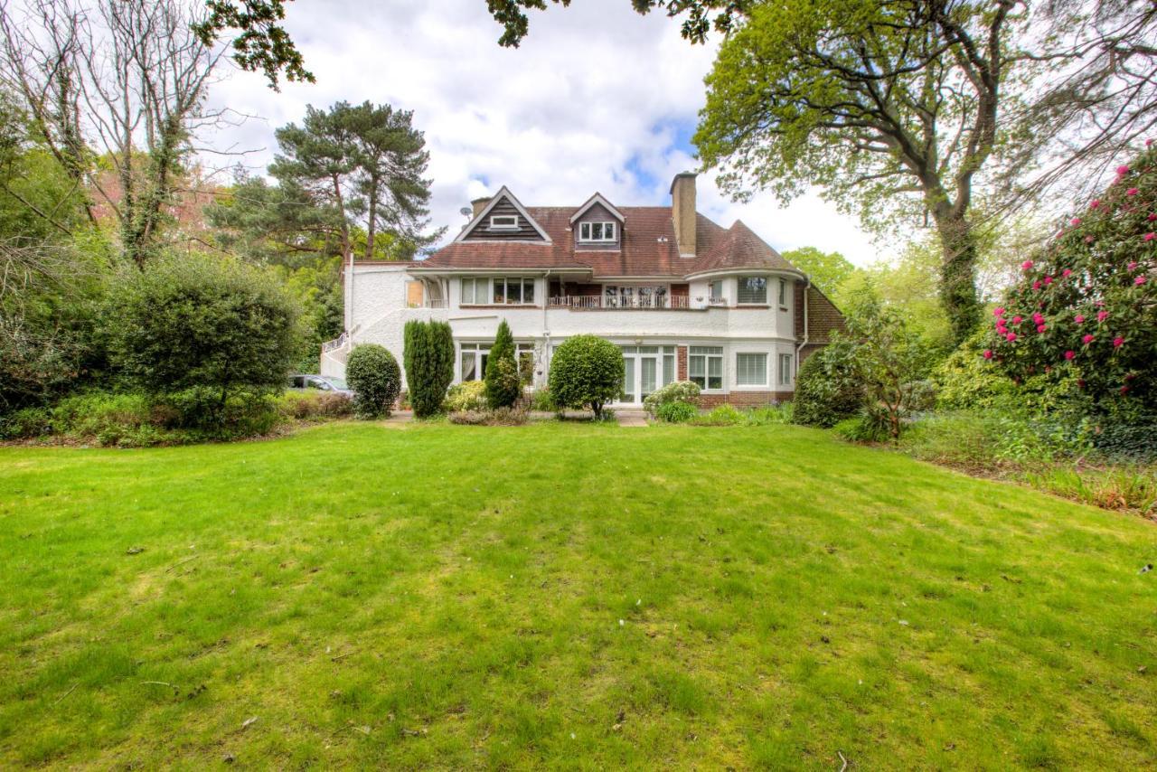 Luxury 3 Bedroom Apartment Close To Beach, Bournemouth & Meyrick Park Bagian luar foto