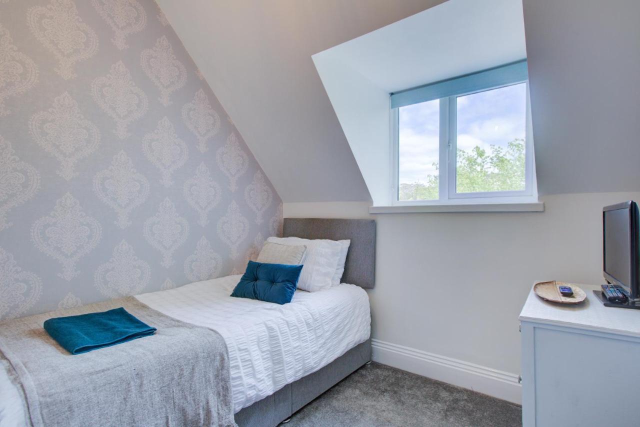 Luxury 3 Bedroom Apartment Close To Beach, Bournemouth & Meyrick Park Bagian luar foto