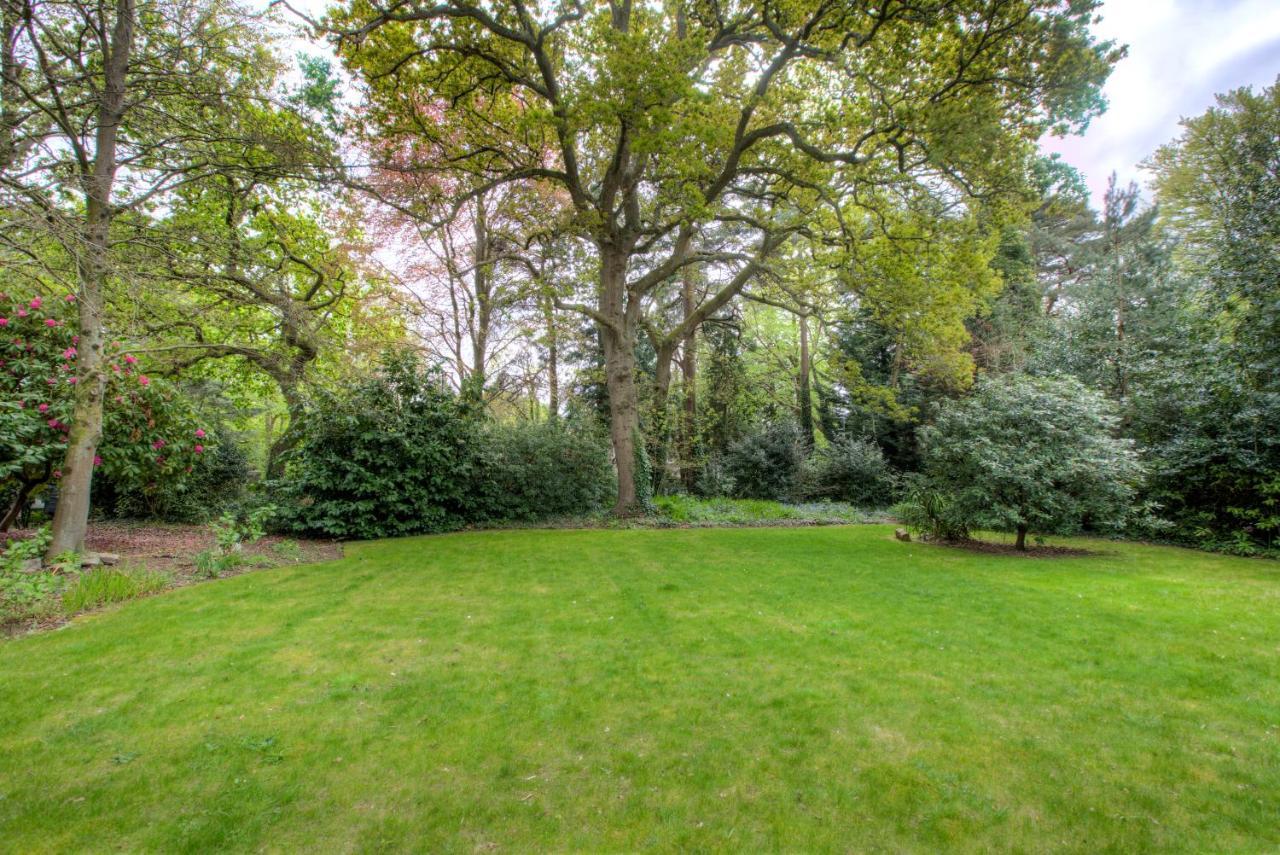 Luxury 3 Bedroom Apartment Close To Beach, Bournemouth & Meyrick Park Bagian luar foto