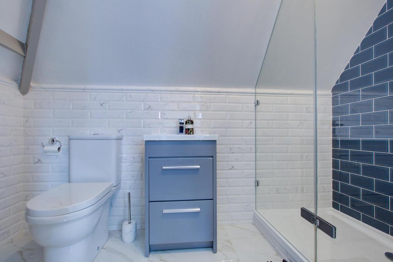 Luxury 3 Bedroom Apartment Close To Beach, Bournemouth & Meyrick Park Bagian luar foto